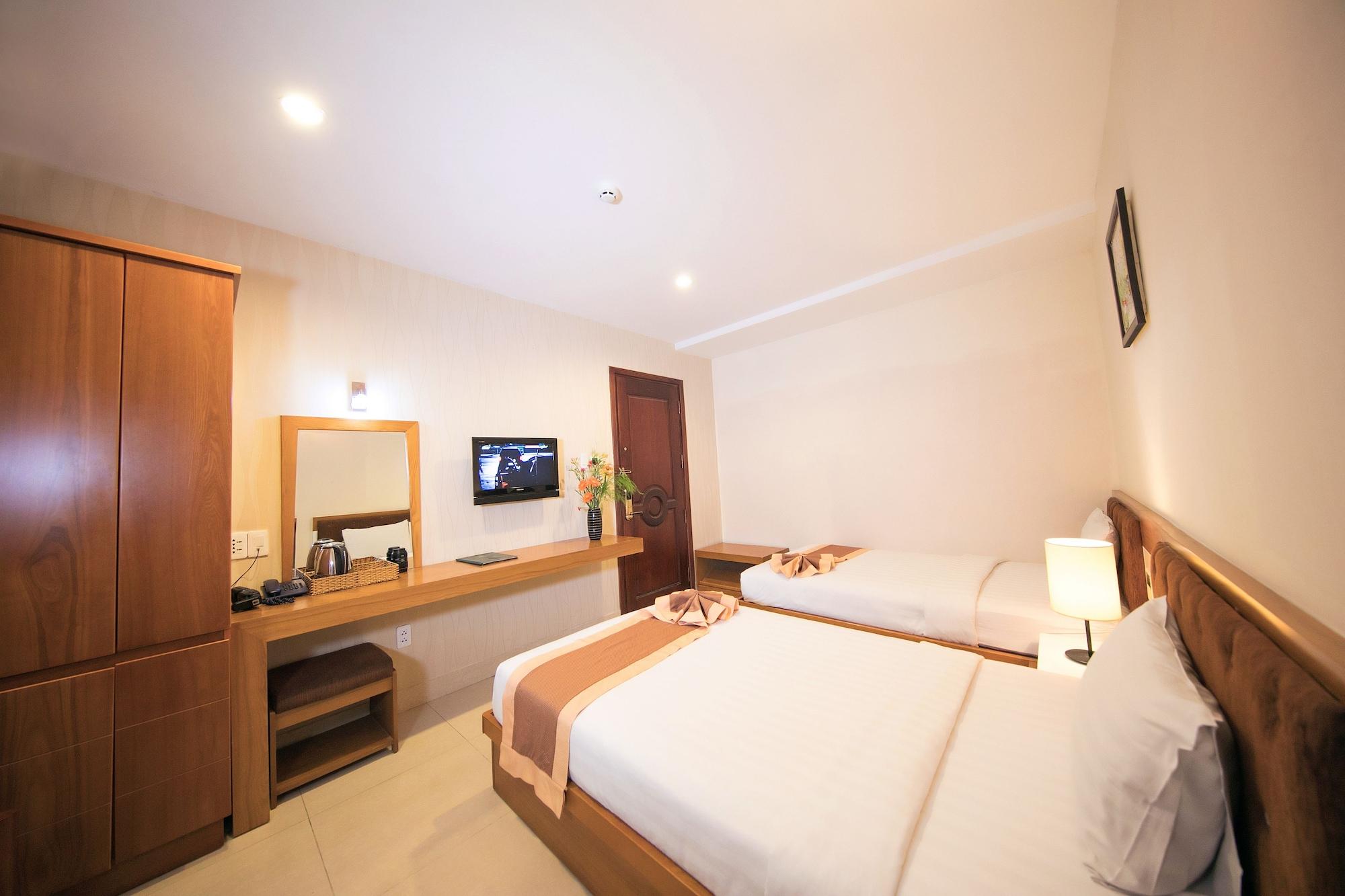 Valentine Saigon - Bui Vien Street Hotel