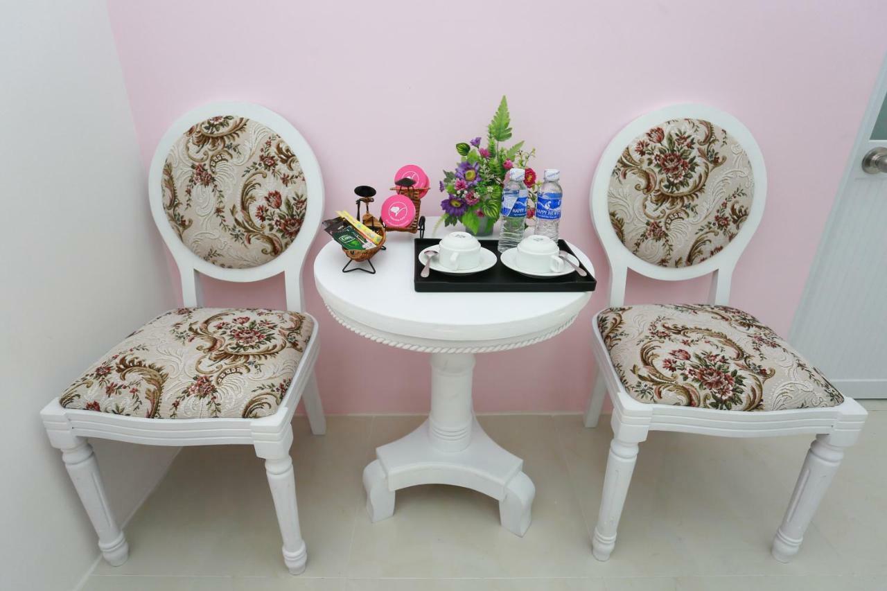 Hotel Valentine Saigon - Bui Vien Street