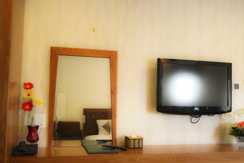 Valentine Saigon - Bui Vien Street 3*